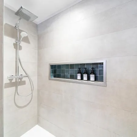 Le Grand Lion Centre Parking Gratuit *